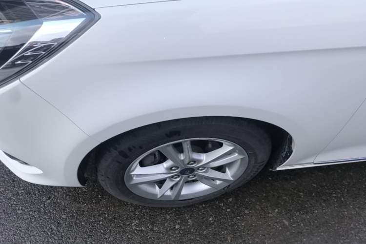 Used Ford Escort 2019 Revised Version 1.5L Automatic Enjoyment Type China VI Standard Left Front Wheel Hub