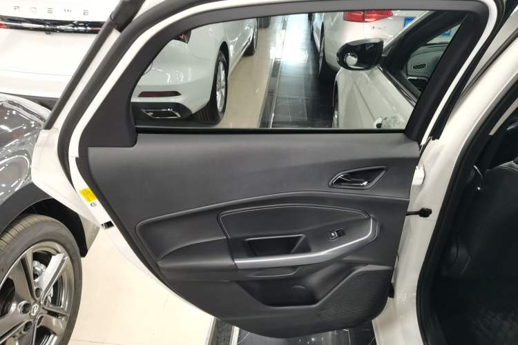 Used Ford Escort 2019 Revised Version 1.5L Automatic Enjoyment Type China VI Standard Left Rear Door Interior