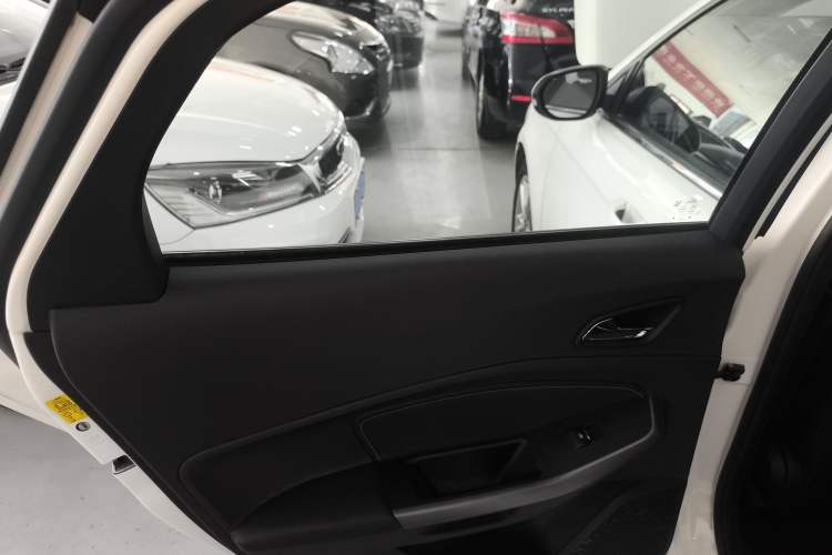 Used Ford Escort 2019 Revised Version 1.5L Automatic Enjoyment Type China VI Standard Left Rear Door Interior