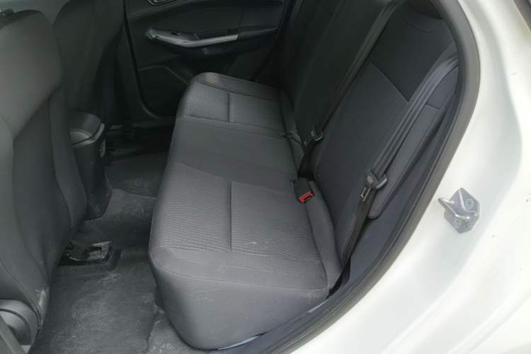 Used Ford Escort 2019 Revised 1.5L Automatic ZhiXiang Version (Tire Pressure Monitoring) China VI Standard Left Rear Seat
