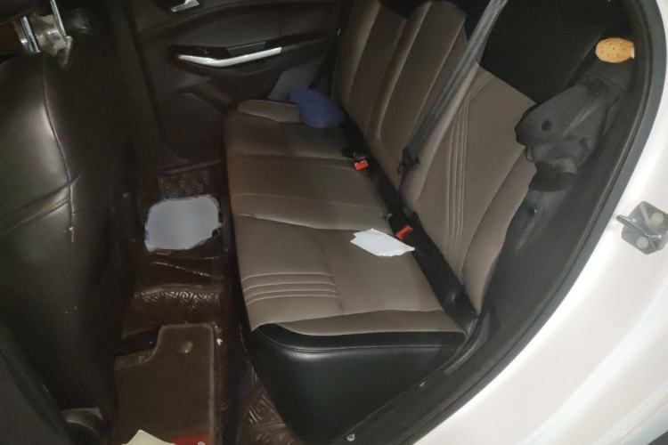 Used Ford Escort 2019 Revised Version 1.5L Automatic Zhenxiang Edition China VI Standard Left Rear Seat