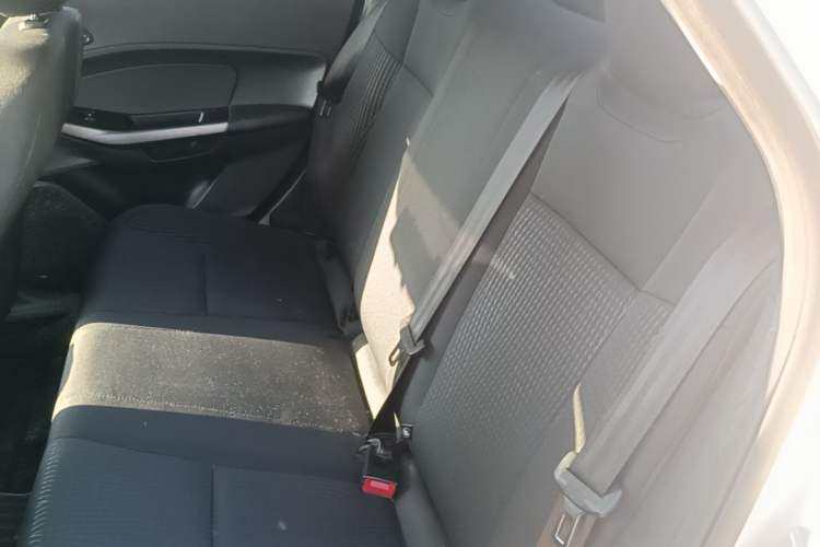 Used Ford Escort 2019 Revised 1.5L Automatic ZhiXiang Version China VI Standard Left Rear Seat