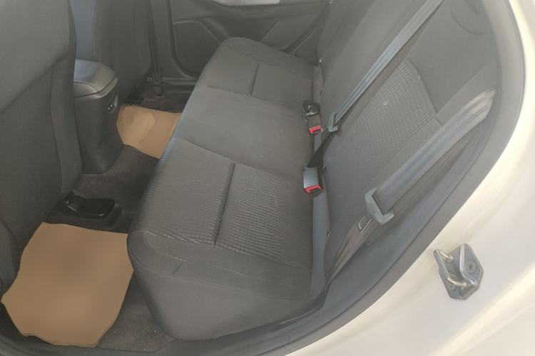 Used Ford Escort 2019 Revised 1.5L Automatic ZhiXiang Version (Tire Pressure Monitoring) China VI Standard Left Rear Seat