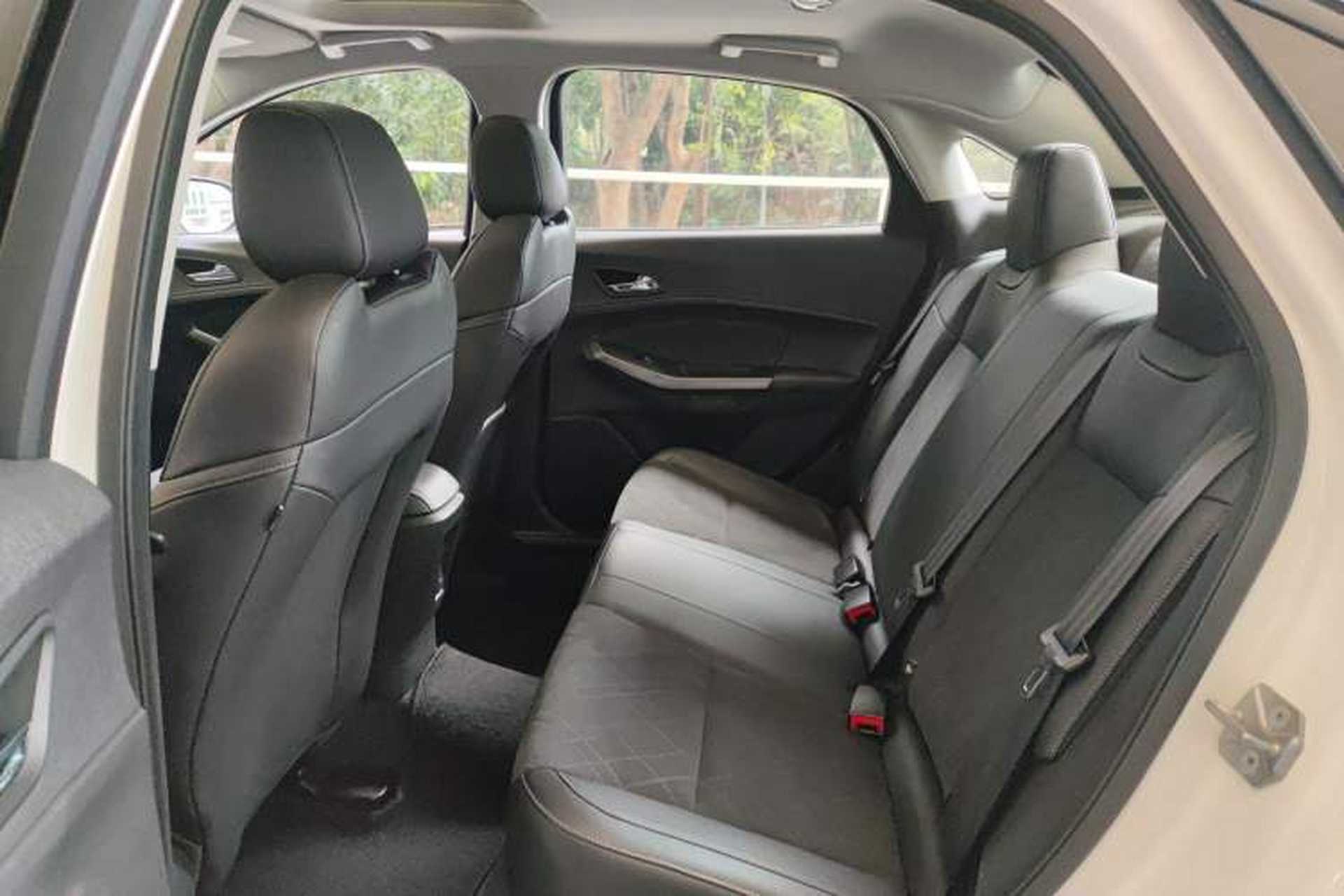 Used Ford Escort 2019 Revised Version 1.5L Automatic Enjoyment Type China VI Standard Left Rear Seat