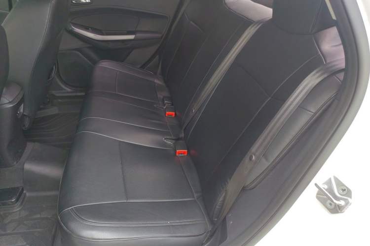 Used Ford Escort 2019 Revised Version 1.5L Manual "Quality Enjoyment" Trim (Tire Pressure Monitoring) China VI Standard Left Rear Seat