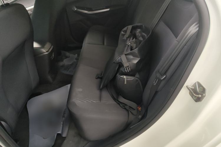 Used Ford Escort 2019 Revised 1.5L Automatic ZhiXiang Version (Tire Pressure Monitoring) China VI Standard Left Rear Seat