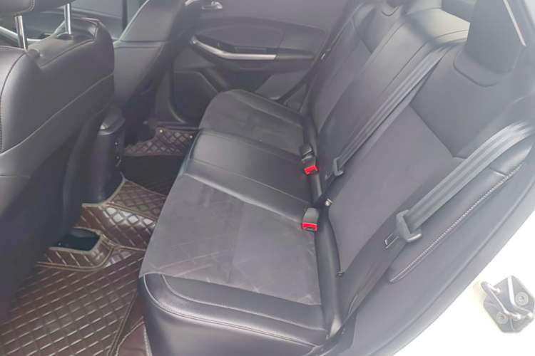 Used Ford Escort 2019 Revised Version 1.5L Automatic Enjoyment Type China VI Standard Left Rear Seat