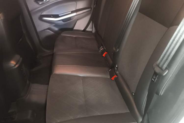 Used Ford Escort 2019 Revised Version 1.5L Automatic Enjoyment Type China VI Standard Left Rear Seat