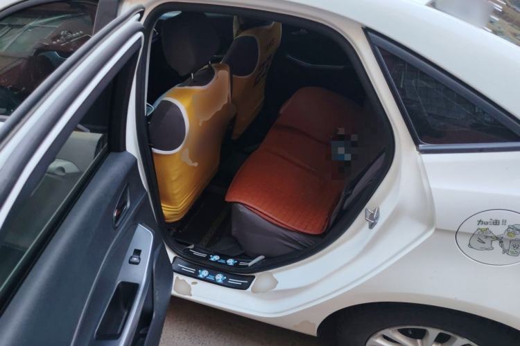 Used Ford Escort 2019 Revised 1.5L Automatic ZhiXiang Version China VI Standard Left Rear Seat