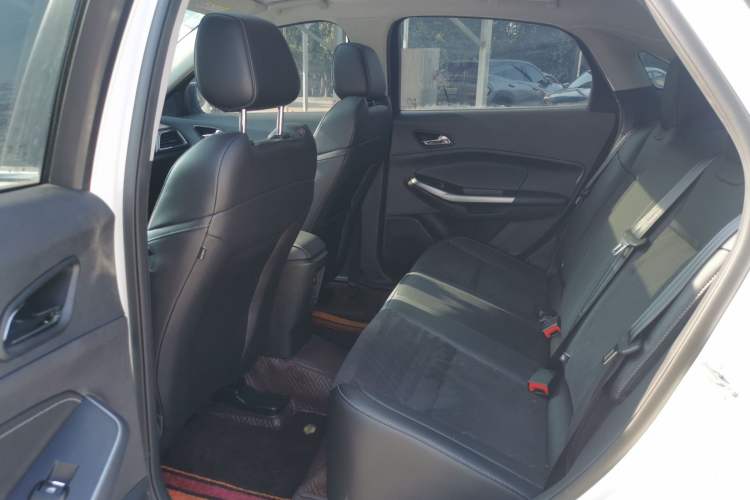 Used Ford Escort 2019 Revised Version 1.5L Automatic Enjoyment Type China VI Standard Left Rear Seat