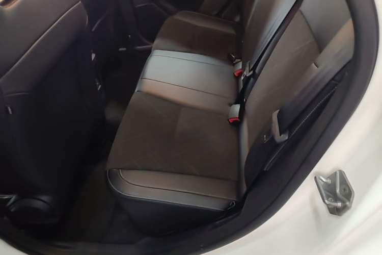 Used Ford Escort 2019 Revised Version 1.5L Automatic Enjoyment Type China VI Standard Left Rear Seat