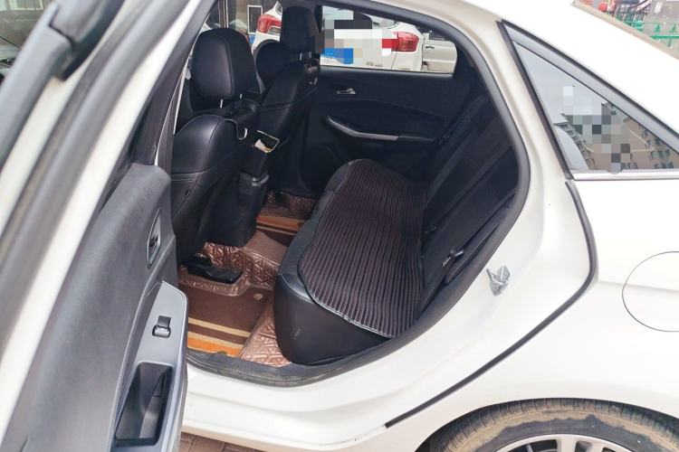 Used Ford Escort 2019 Revised Version 1.5L Automatic Enjoyment Type China VI Standard Left Rear Seat