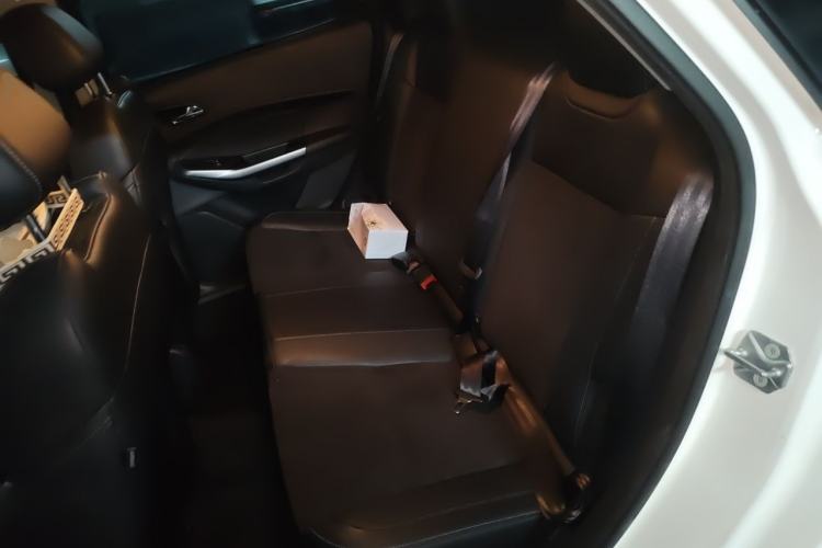 Used Ford Escort 2019 Revised Version 1.5L Automatic Enjoyment Type China VI Standard Left Rear Seat