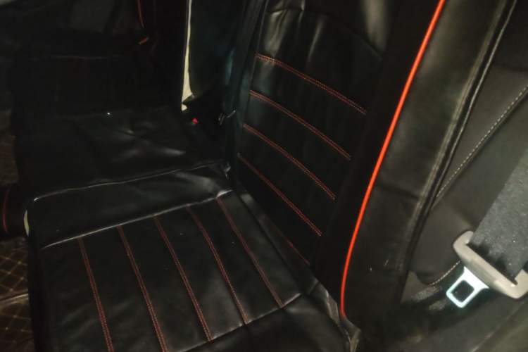 Used Ford Escort 2019 Revised Version 1.5L Automatic Enjoyment Type China VI Standard Left Rear Seat