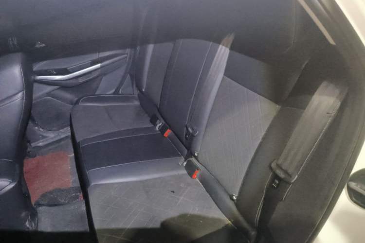 Used Ford Escort 2019 Revised Version 1.5L Automatic Enjoyment Type China VI Standard Left Rear Seat