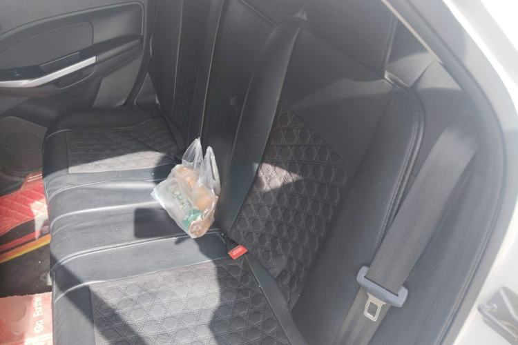 Used Ford Escort 2019 Facelifted 1.5L Automatic ZhiXiang Version (Tire Pressure Monitoring) China V Standard Left Rear Seat