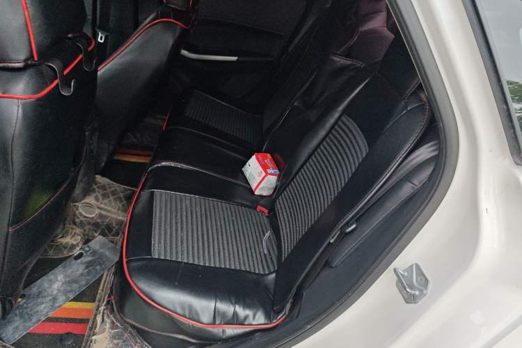Used Ford Escort 2019 Revised Version 1.5L Automatic Enjoyment Type China VI Standard Left Rear Seat