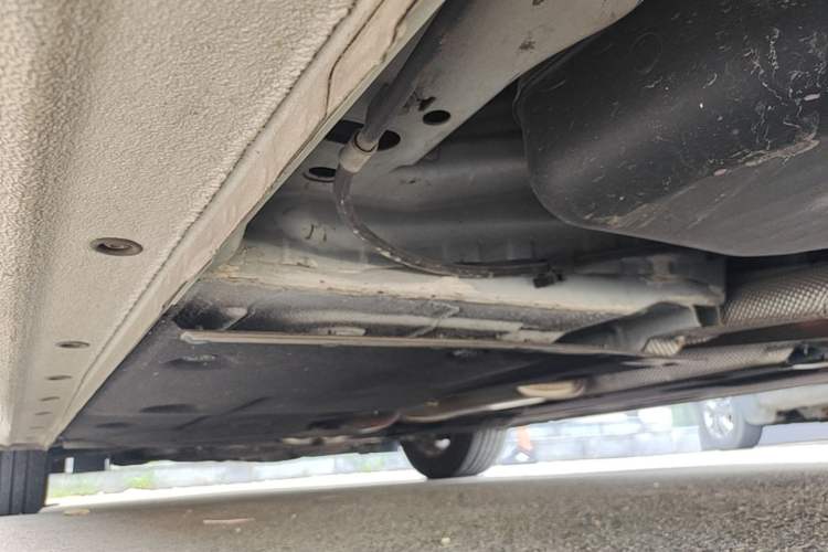 Used Ford Escort 2019 Revised 1.5L Automatic ZhiXiang Version (Tire Pressure Monitoring) China VI Standard Left Side Sill