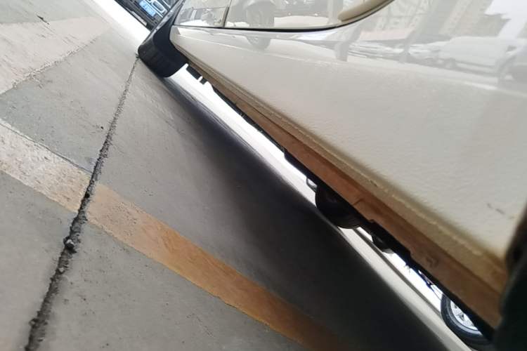 Used Ford Escort 2019 Revised Version 1.5L Manual "Quality Enjoyment" Trim (Tire Pressure Monitoring) China VI Standard Left Side Sill