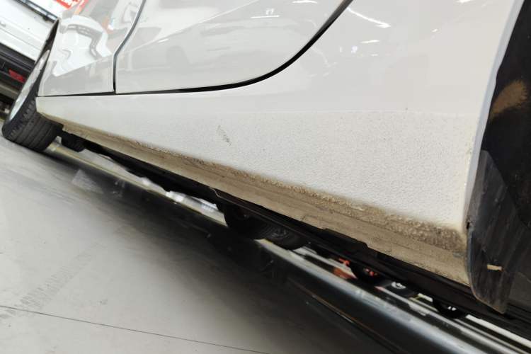 Used Ford Escort 2019 Revised 1.5L Automatic ZhiXiang Version (Tire Pressure Monitoring) China VI Standard Left Side Sill