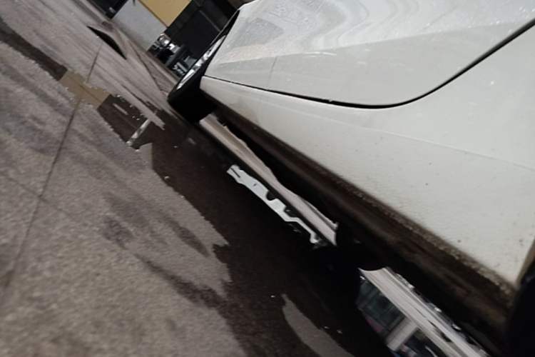 Used Ford Escort 2019 Revised 1.5L Automatic ZhiXiang Version (Tire Pressure Monitoring) China VI Standard Left Side Sill