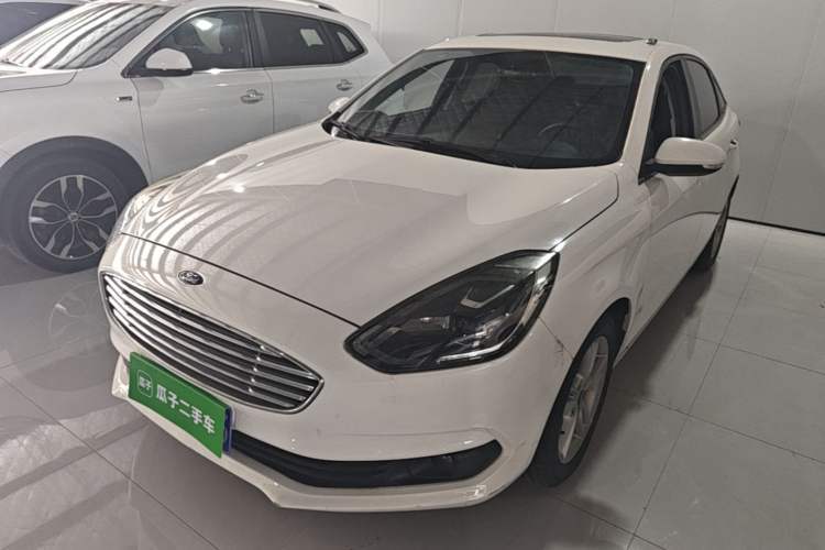 Used Ford Escort 2019 Revised Version 1.5L Automatic Enjoyment Type China VI Standard Guazi used car, China used car export, Used car for sale, Used  cars, Cheapest cars for sale