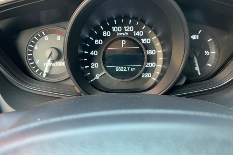 Used Ford Escort 2019 Revised 1.5L Automatic ZhiXiang Version (Tire Pressure Monitoring) China VI Standard Odometer Close Up