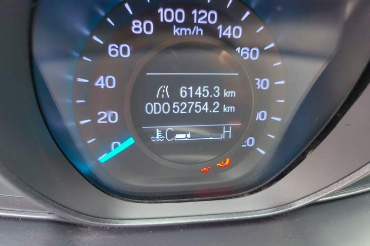 Used Ford Escort 2019 Revised Version 1.5L Manual "Quality Enjoyment" Trim (Tire Pressure Monitoring) China VI Standard Odometer Close Up