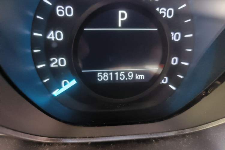 Used Ford Escort 2019 Revised 1.5L Automatic ZhiXiang Version (Tire Pressure Monitoring) China VI Standard Odometer Close Up