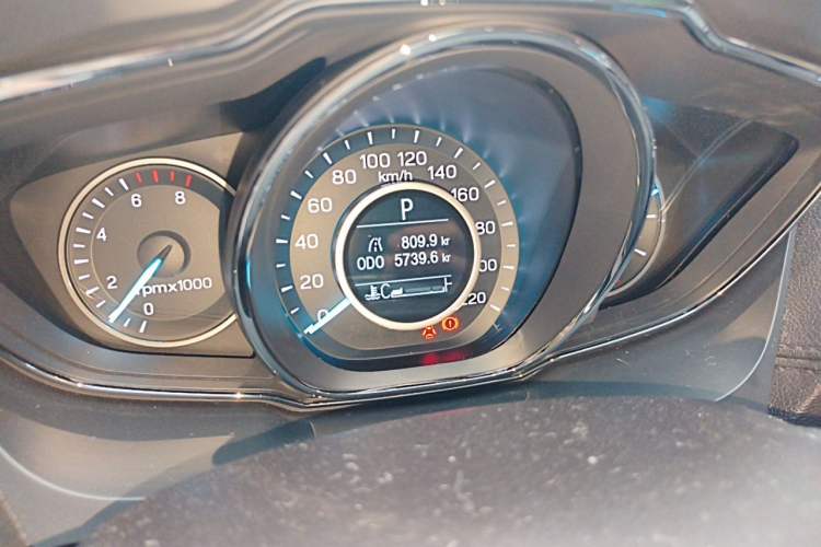Used Ford Escort 2019 Revised 1.5L Automatic ZhiXiang Version (Tire Pressure Monitoring) China VI Standard Odometer Close Up