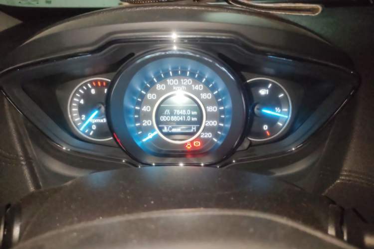 Used Ford Escort 2019 Revised Version 1.5L Automatic Enjoyment Type China VI Standard Odometer Close Up