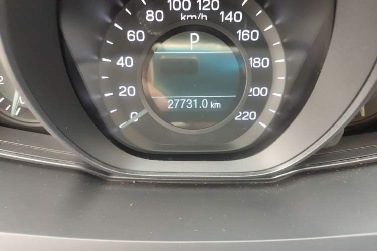 Used Ford Escort 2019 Revised 1.5L Automatic ZhiXiang Version (Tire Pressure Monitoring) China VI Standard Odometer Close Up