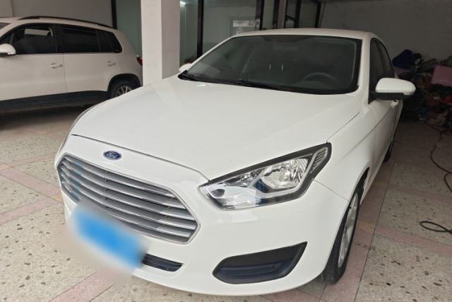 Ojetý Ford Escort 2019 Revised 1.5L Automatic ZhiXiang Version (Tire Pressure Monitoring) China VI Standard