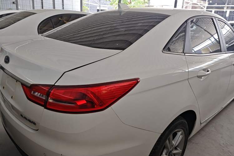 Used Ford Escort 2019 Revised Version 1.5L Automatic Enjoyment Type China VI Standard Rear
