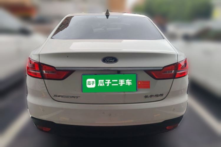 Used Ford Escort 2019 Revised 1.5L Automatic ZhiXiang Version China VI Standard Rear