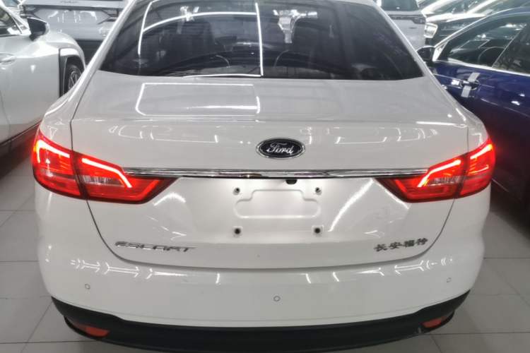 Used Ford Escort 2019 Revised Version 1.5L Automatic Enjoyment Type China VI Standard Rear