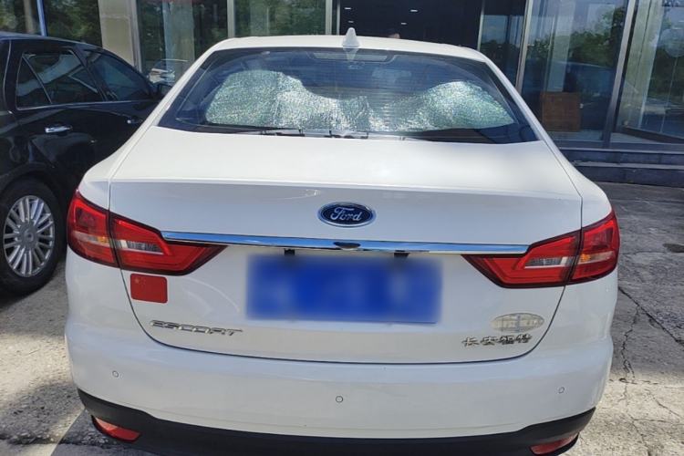 Used Ford Escort 2019 Revised 1.5L Automatic ZhiXiang Version (Tire Pressure Monitoring) China VI Standard Rear