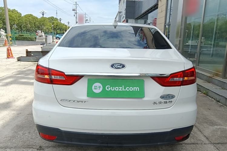 Used Ford Escort 2019 Revised Version 1.5L Manual "Quality Enjoyment" Trim (Tire Pressure Monitoring) China VI Standard Rear