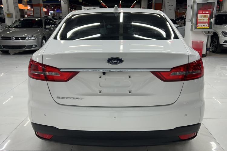 Used Ford Escort 2019 Revised 1.5L Automatic ZhiXiang Version (Tire Pressure Monitoring) China VI Standard Rear