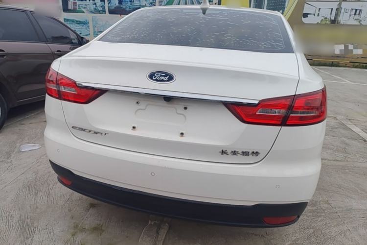 Used Ford Escort 2019 Revised Version 1.5L Automatic Enjoyment Type China VI Standard Rear