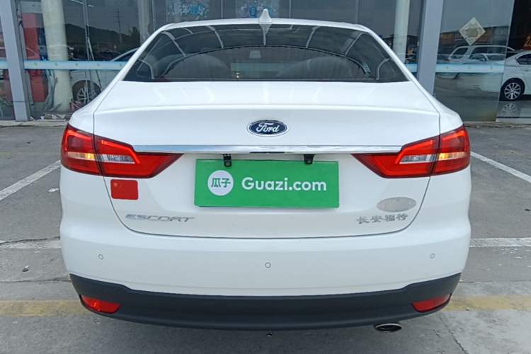 Used Ford Escort 2019 Revised 1.5L Automatic ZhiXiang Version (Tire Pressure Monitoring) China VI Standard Rear