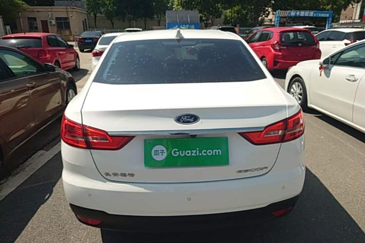 Used Ford Escort 2019 Revised Version 1.5L Automatic Enjoyment Type China VI Standard Rear