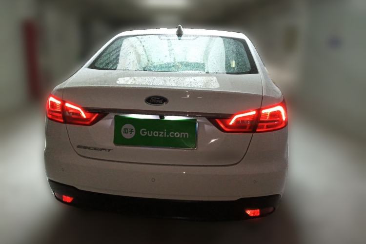 Used Ford Escort 2019 Revised Version 1.5L Automatic Enjoyment Type China VI Standard Rear
