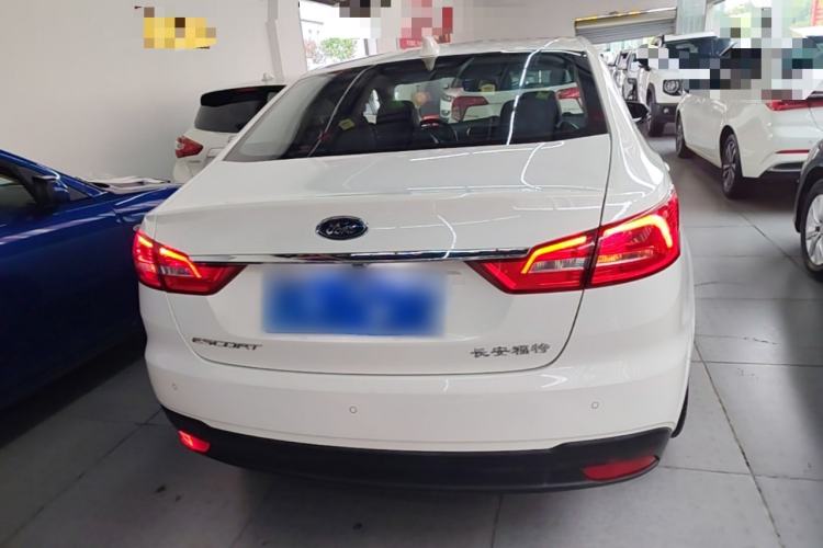 Used Ford Escort 2019 Revised Version 1.5L Automatic Enjoyment Type China VI Standard Rear