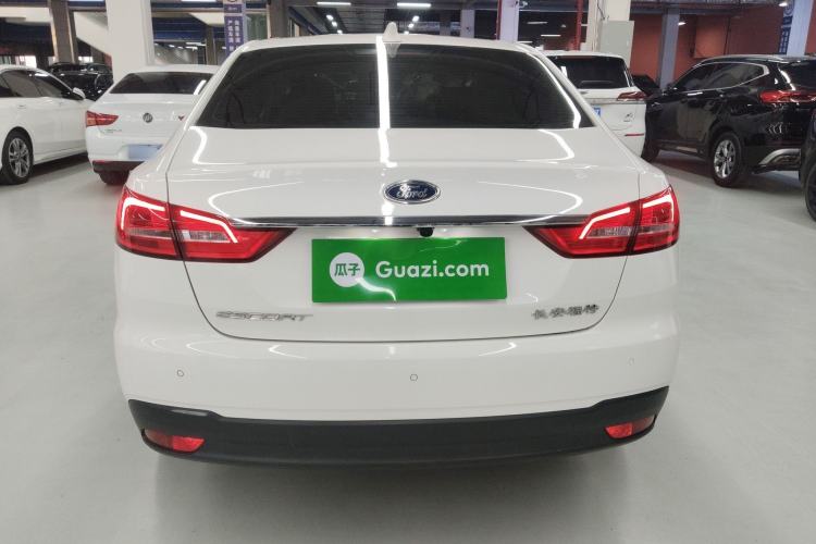 Used Ford Escort 2019 Revised Version 1.5L Automatic Enjoyment Type China VI Standard Rear