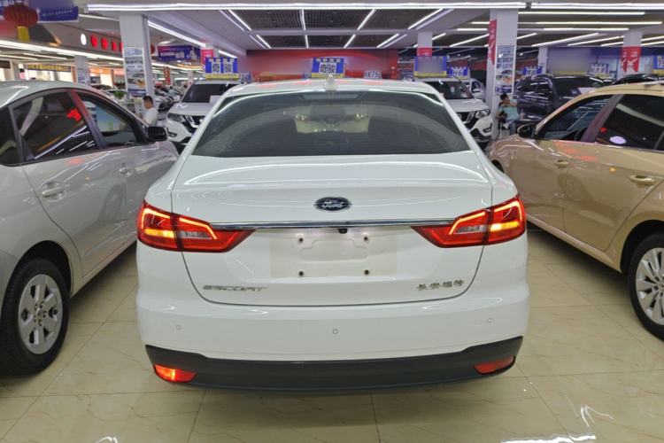 Used Ford Escort 2019 Revised Version 1.5L Automatic Enjoyment Type China VI Standard Rear