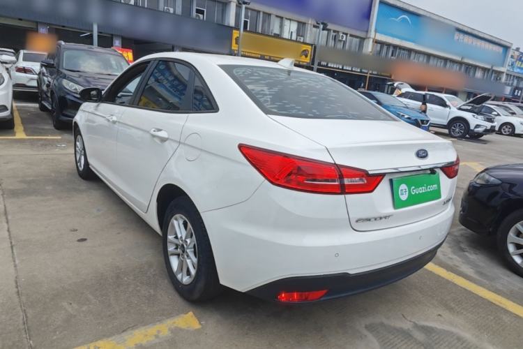 Used Ford Escort 2019 Revised 1.5L Automatic ZhiXiang Version (Tire Pressure Monitoring) China VI Standard Rear Left 45 Deg