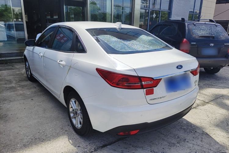 Used Ford Escort 2019 Revised 1.5L Automatic ZhiXiang Version (Tire Pressure Monitoring) China VI Standard Rear Left 45 Deg