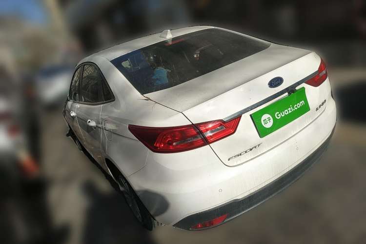 Used Ford Escort 2019 Revised 1.5L Automatic ZhiXiang Version (Tire Pressure Monitoring) China VI Standard Rear Left 45 Deg