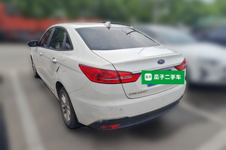 Used Ford Escort 2019 Revised 1.5L Automatic ZhiXiang Version (Tire Pressure Monitoring) China VI Standard Rear Left 45 Deg